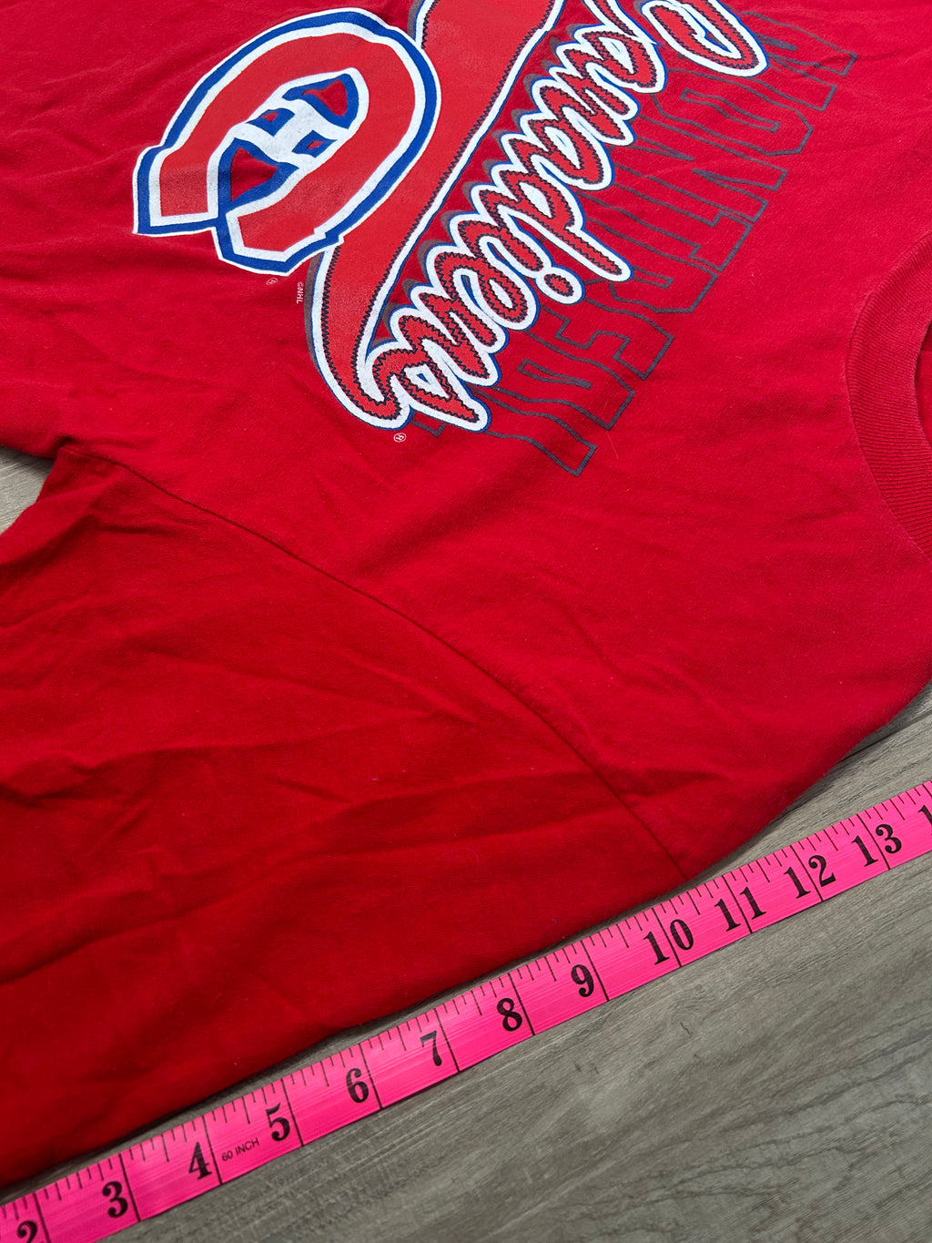 90’s Vintage Montreal Canadiens Graphic T-Shirt
